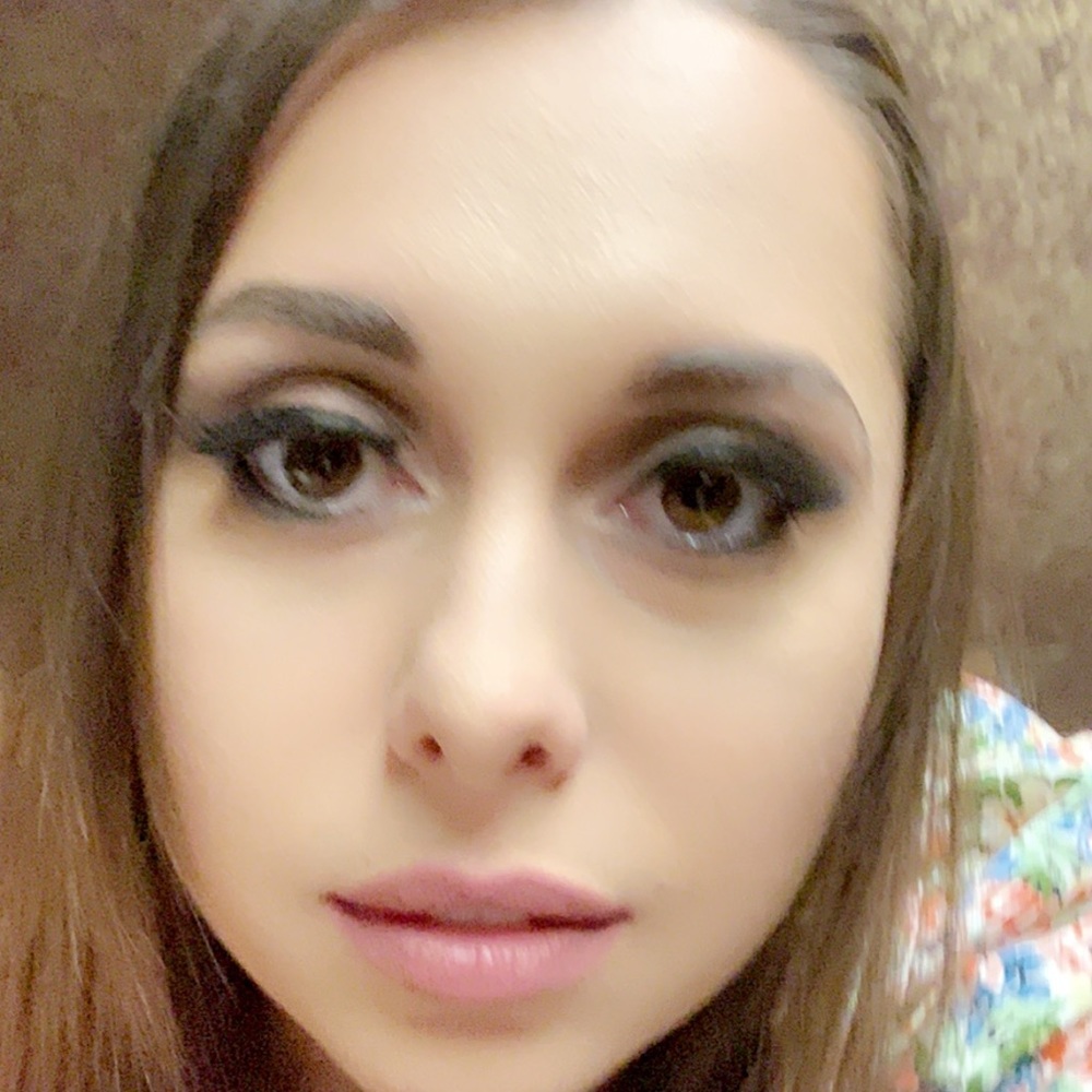 Meet your Posher, Veronica